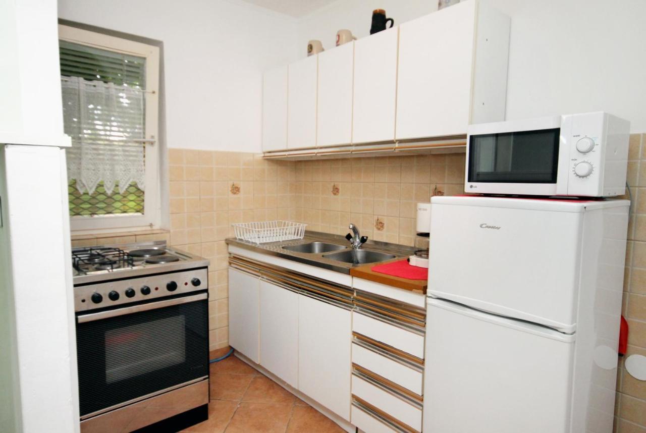 Apartments And Rooms By The Sea Dramalj, Crikvenica - 5519 Ngoại thất bức ảnh