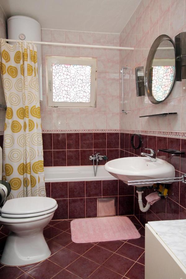 Apartments And Rooms By The Sea Dramalj, Crikvenica - 5519 Ngoại thất bức ảnh